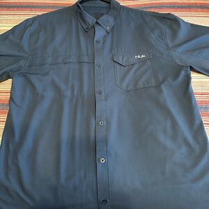 Men's Huk performance fishing shirt. Size large